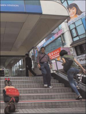 aftenbladet_pluss-20110527_000_00_00_027.pdf