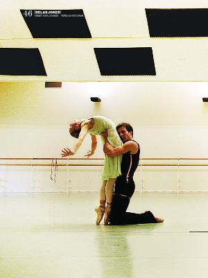 dagbladet_magasinet-20071110_000_00_00_046.pdf