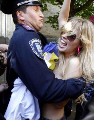 dagbladet_magasinet-20100605_000_00_00_012.pdf