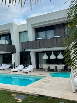 dagbladet_magasinet-20221119_000_00_00_035.pdf